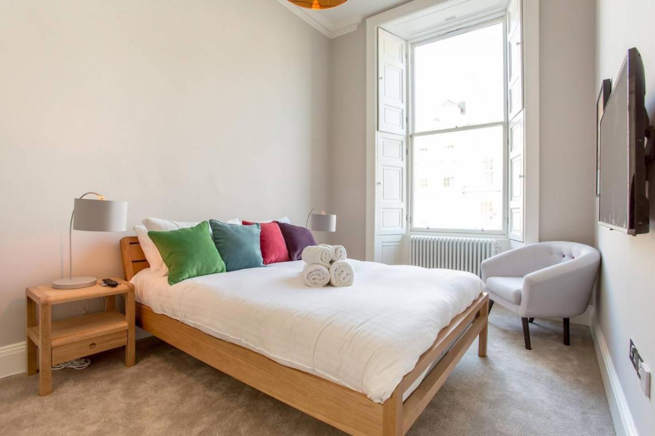 Altido Stylish 1-Bed Flat In The Heart Of New Town Appartement Edinburgh Buitenkant foto