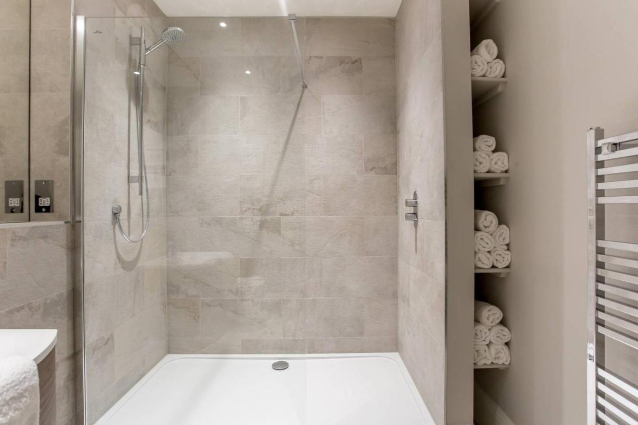 Altido Stylish 1-Bed Flat In The Heart Of New Town Appartement Edinburgh Buitenkant foto